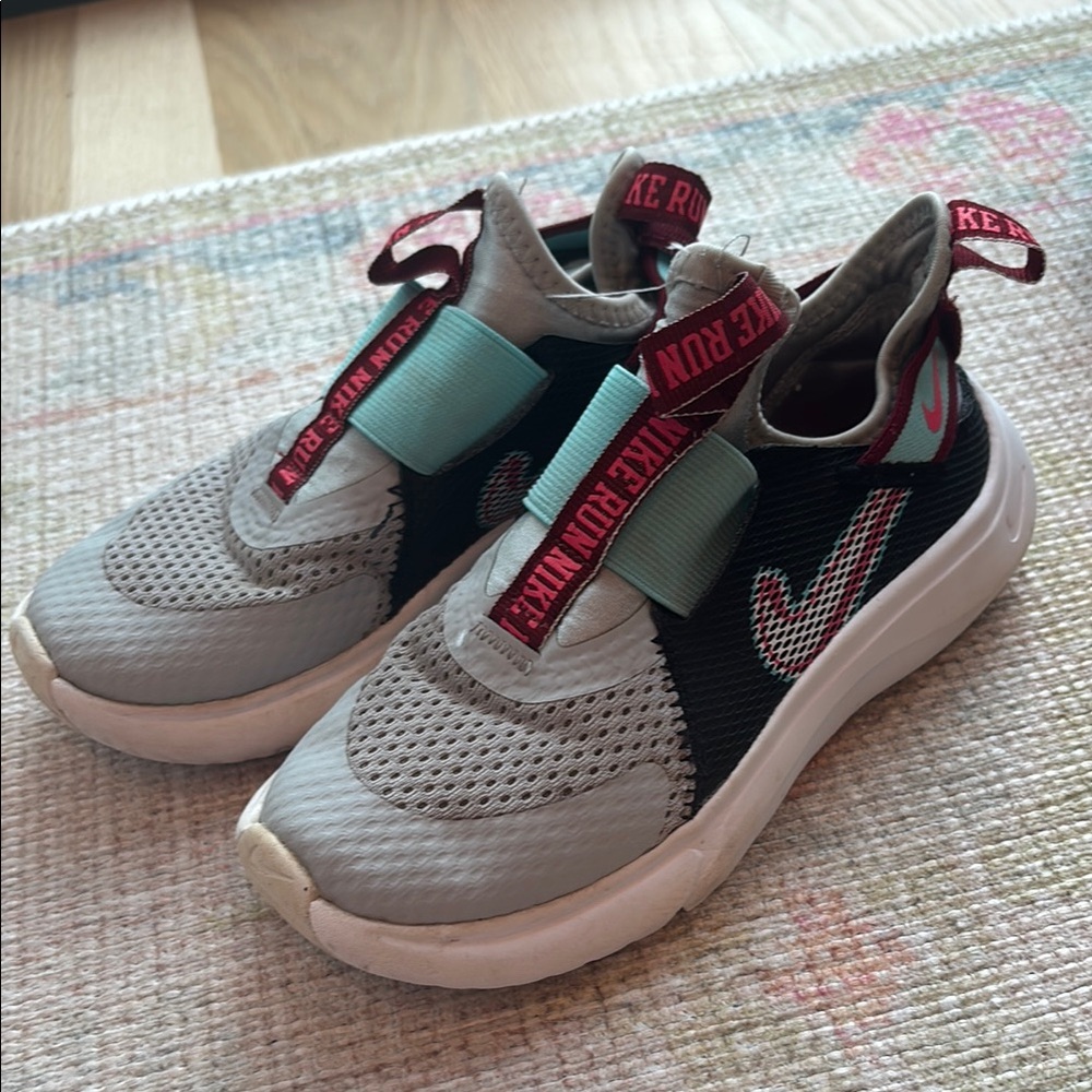 Nike Run Gray and Black Slip-On Sneakers size 13c